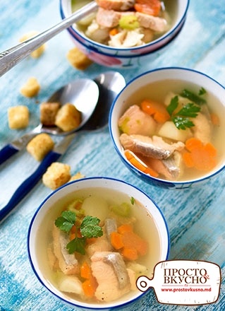 Просто&Вкусно - Рыба и морепродукты - Легкий рыбный суп из двух видов рыбы