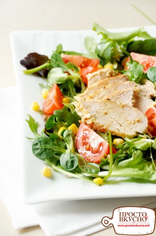 Просто&Вкусно - Салаты - Легкий салат с куриной грудинкой