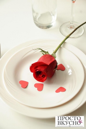Просто&Вкусно - Украшение стола на день Влюбленных - Роза в тарелке