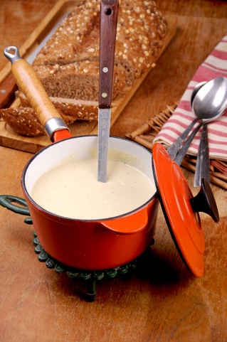 Просто&Вкусно - Супы - Суп-крем из сельдерея с лесными орехами