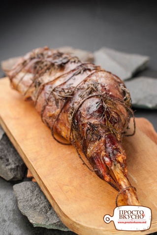 Просто&Вкусно - Мясо и птица - Баранья нога с розмарином и анчоусами