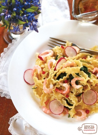 Просто&Вкусно - Mâncăruri - Linguini cu crevete și ridiche