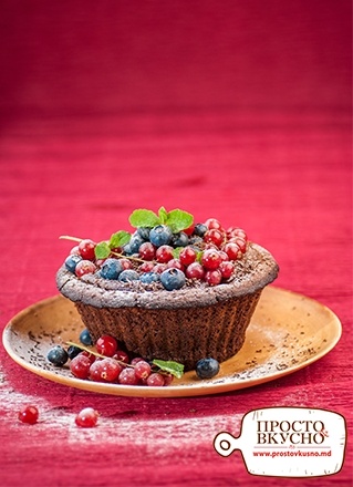 Просто&Вкусно - Выпечка - Шоколадный кекс с ягодами